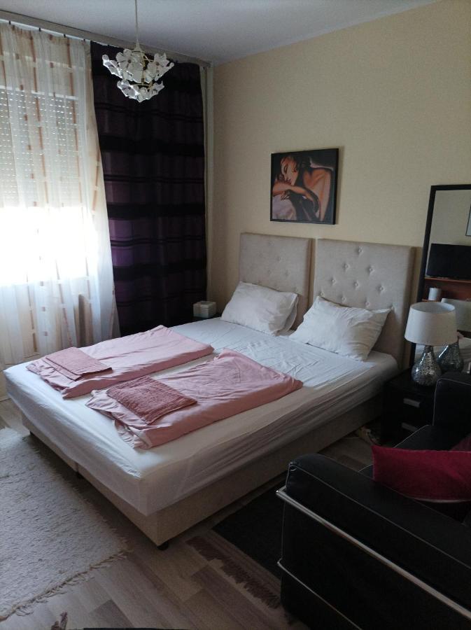 Panorama Apartment Near Szeged Plaza Exterior foto